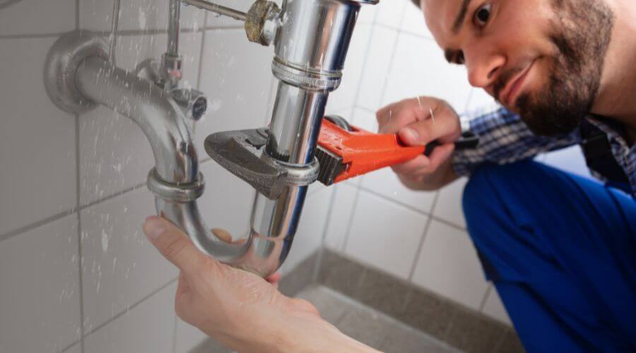 Professional same day plumber services in Ridgeville, IN